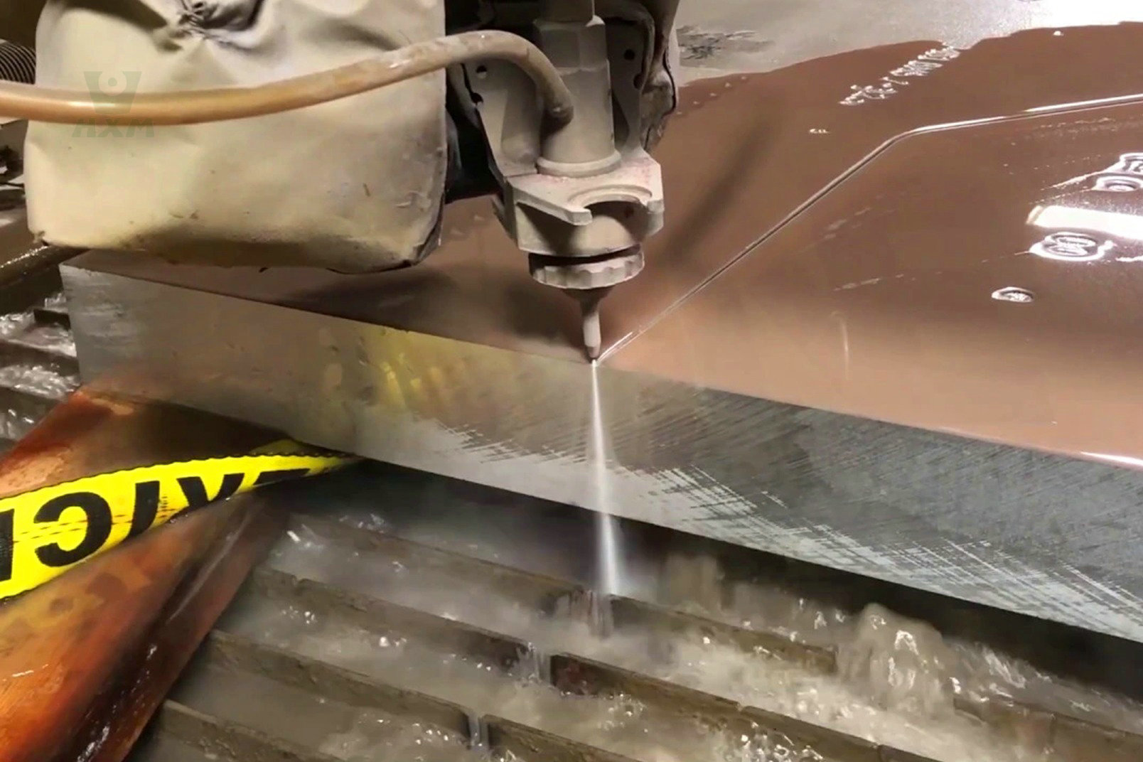 pemotongan waterjet