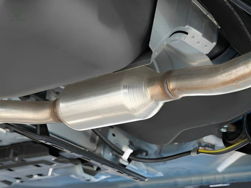أنابيب الفولاذ المقاوم للصدأ غير الملحومة لصناعة السيارات في الأنابيب الأمامية