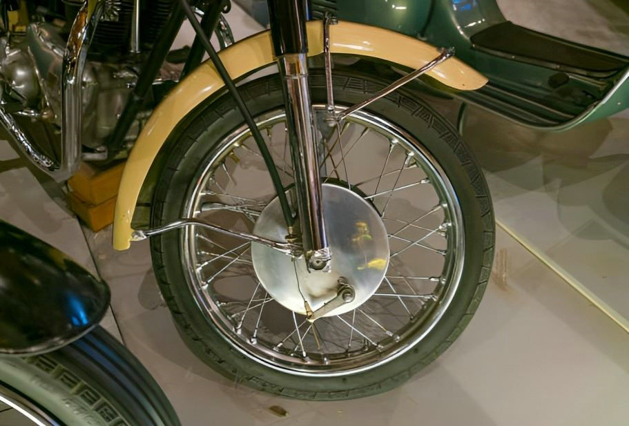 Edelstahlspeichen Motorräder